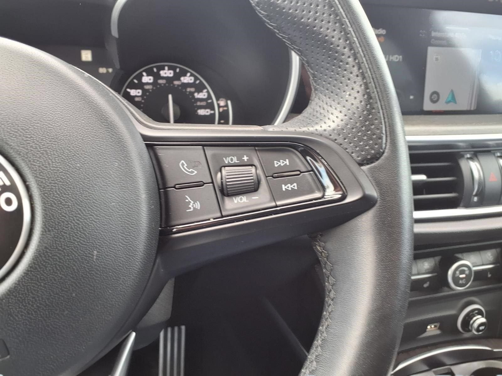 2023 Alfa Romeo Stelvio Ti