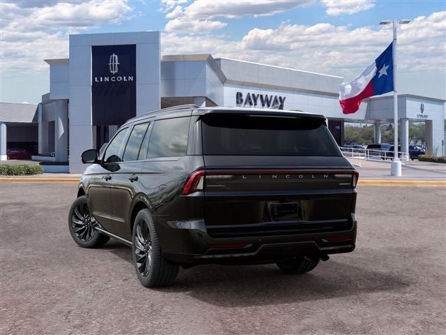 2027 Lincoln Navigator Reserve