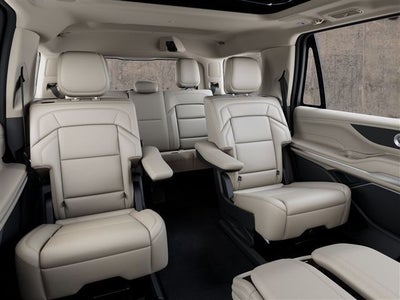 2027 Lincoln Navigator Reserve