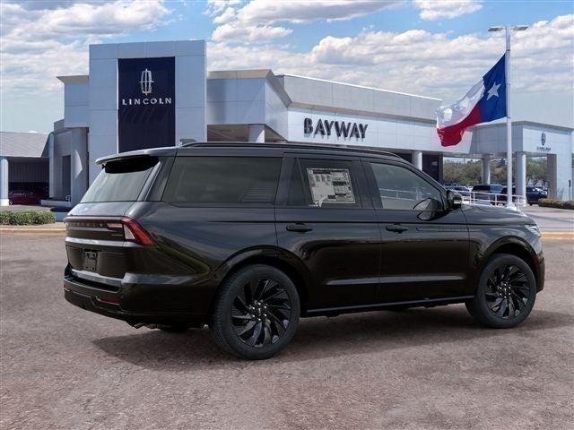 2027 Lincoln Navigator Reserve