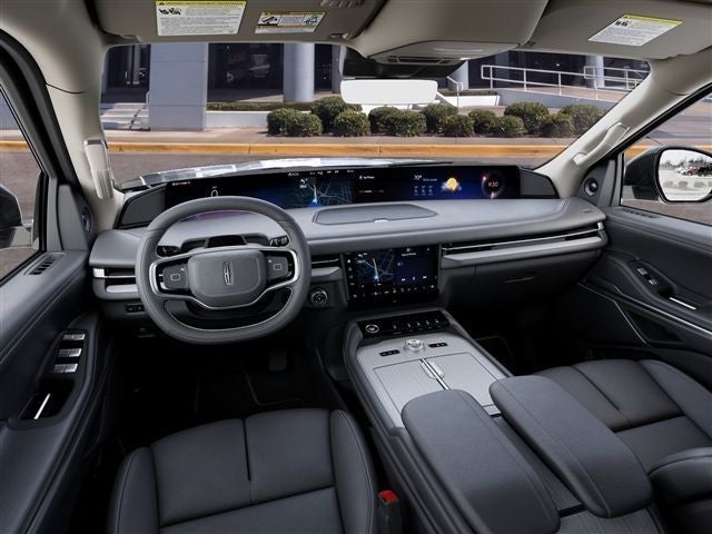 2027 Lincoln Navigator Premiere