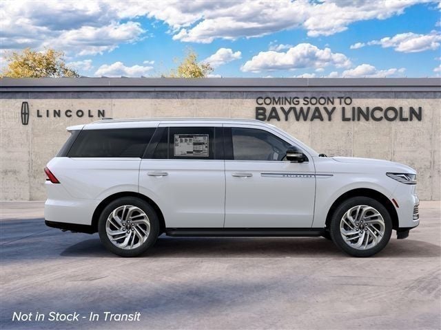 2027 Lincoln Navigator Premiere
