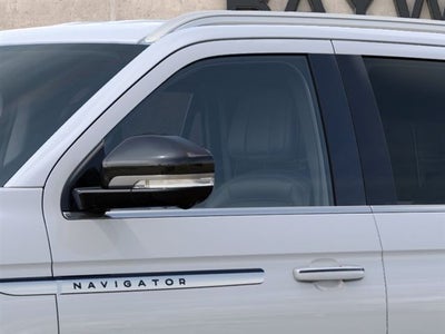 2027 Lincoln Navigator Premiere