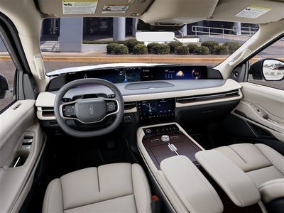 2027 Lincoln Navigator Premiere