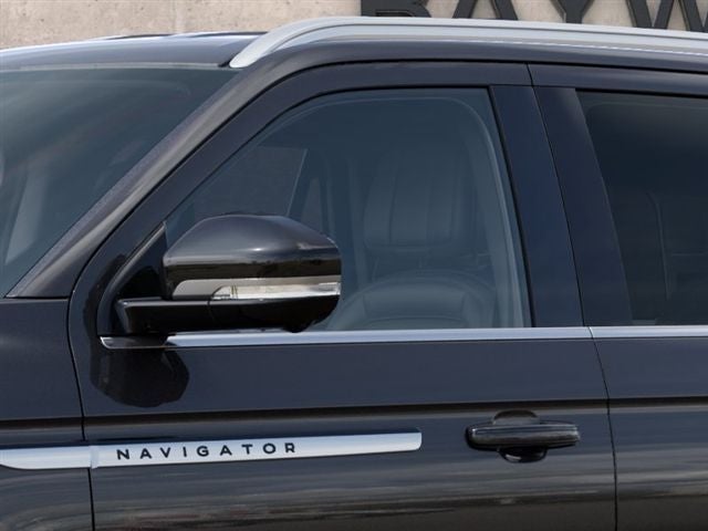 2027 Lincoln Navigator Premiere