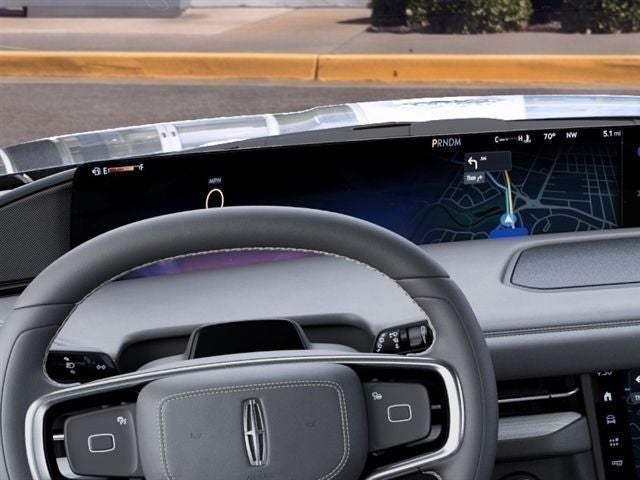 2027 Lincoln Navigator Premiere