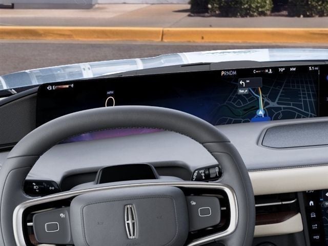 2027 Lincoln Navigator Premiere