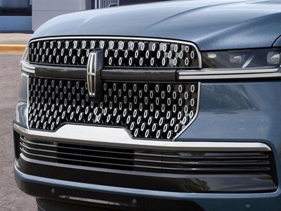 2027 Lincoln Navigator Premiere