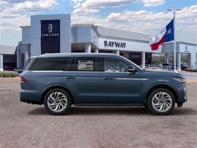 2027 Lincoln Navigator Premiere