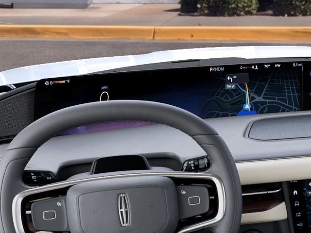 2027 Lincoln Navigator Premiere