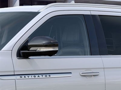2027 Lincoln Navigator Premiere