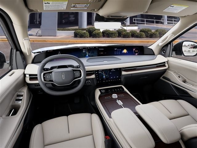 2027 Lincoln Navigator Premiere