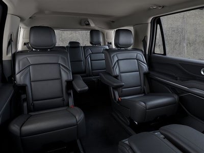 2027 Lincoln Navigator Premiere