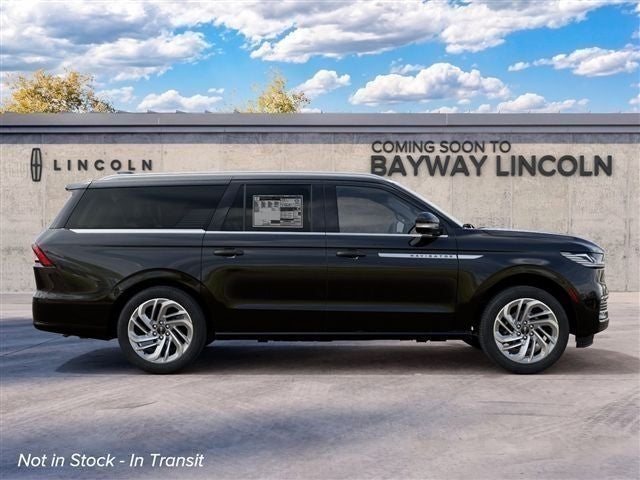 2027 Lincoln Navigator L Reserve