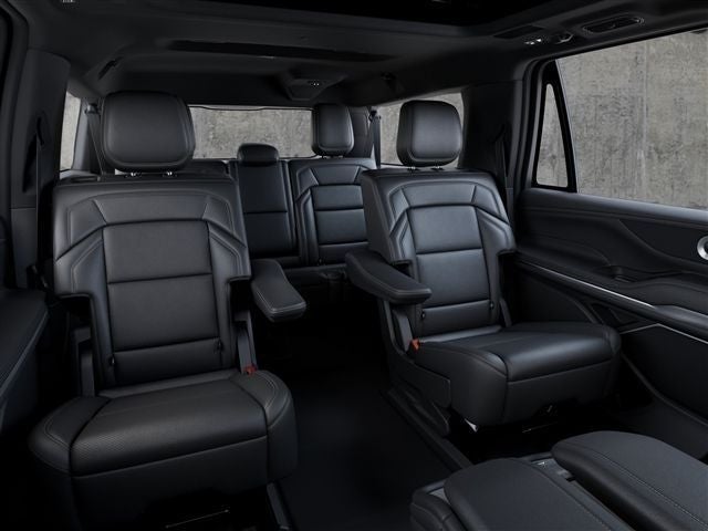 2027 Lincoln Navigator L Reserve