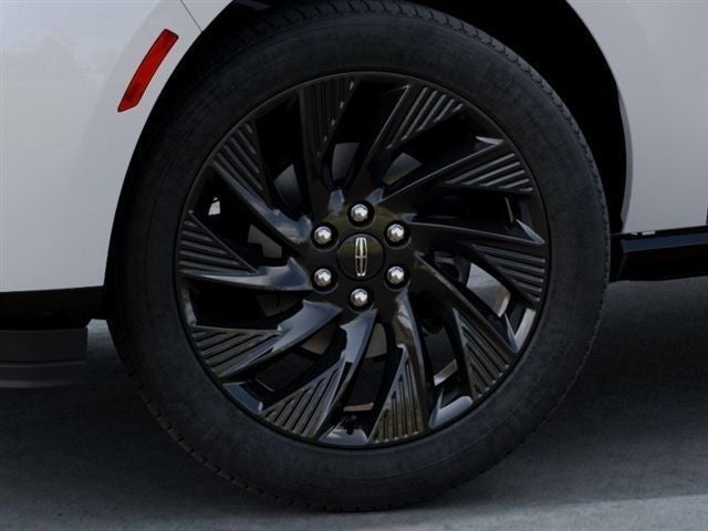 2027 Lincoln Navigator L Reserve