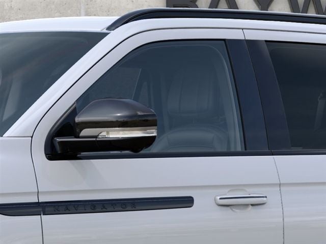 2027 Lincoln Navigator L Reserve