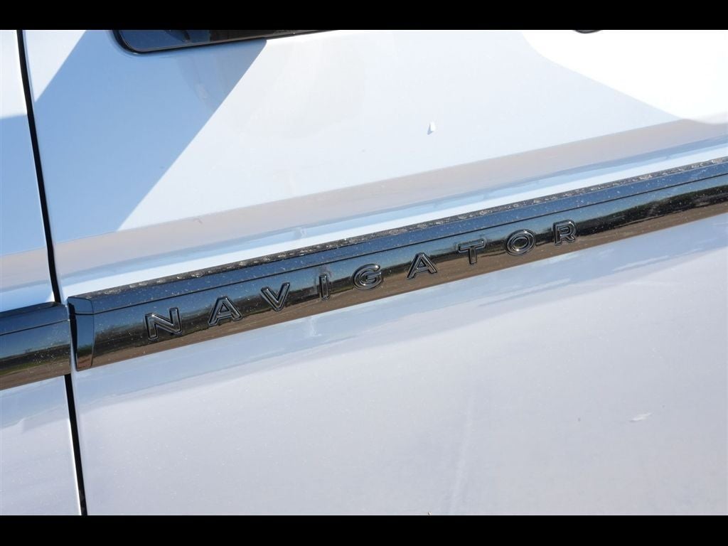 2025 Lincoln Navigator L Reserve
