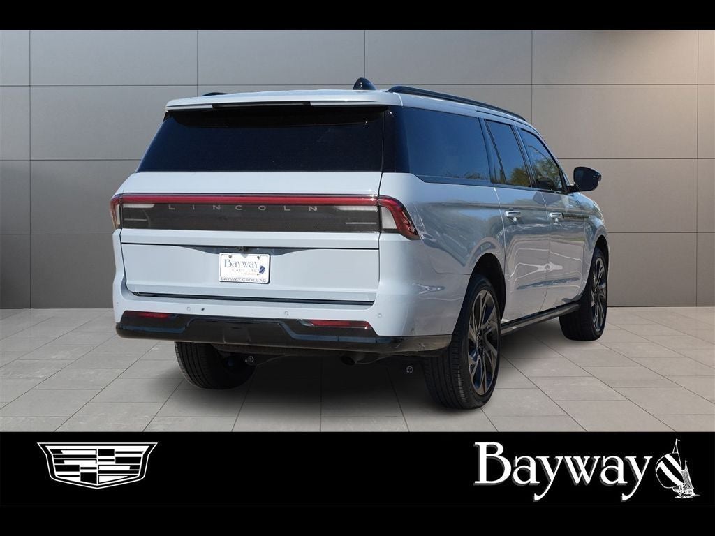 2025 Lincoln Navigator L Reserve