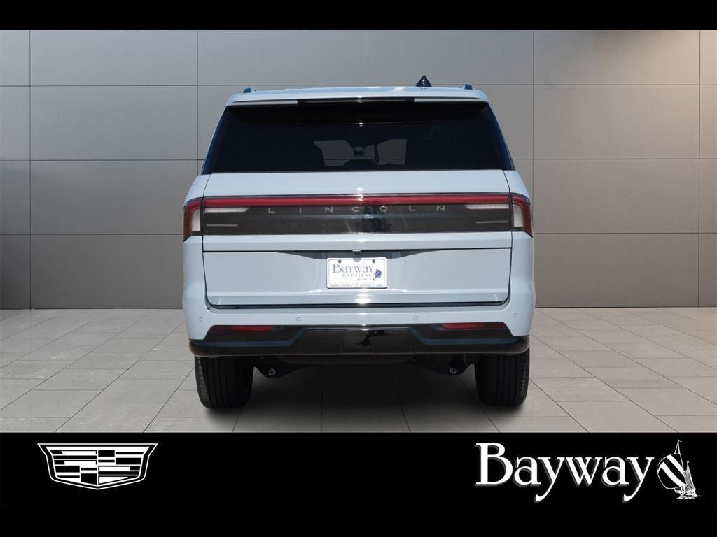 2025 Lincoln Navigator L Reserve