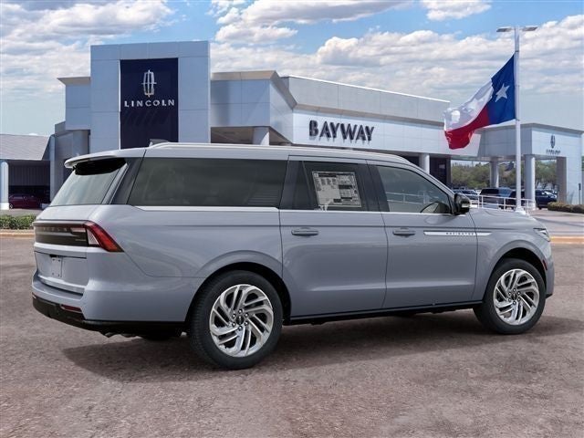 2027 Lincoln Navigator L Reserve