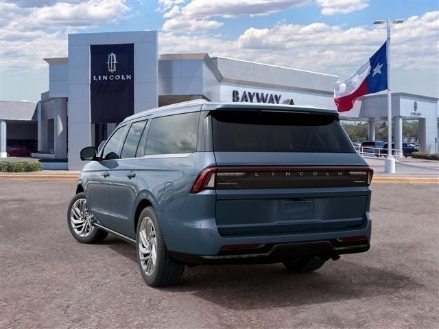 2027 Lincoln Navigator L Reserve