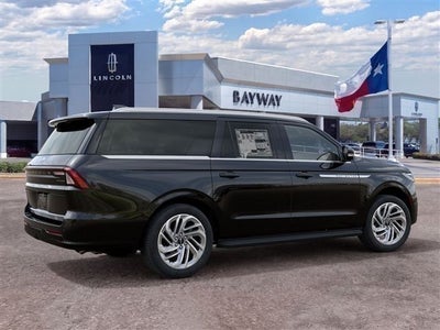 2027 Lincoln Navigator L Premiere