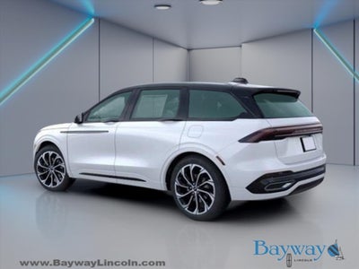 2025 Lincoln Nautilus Reserve