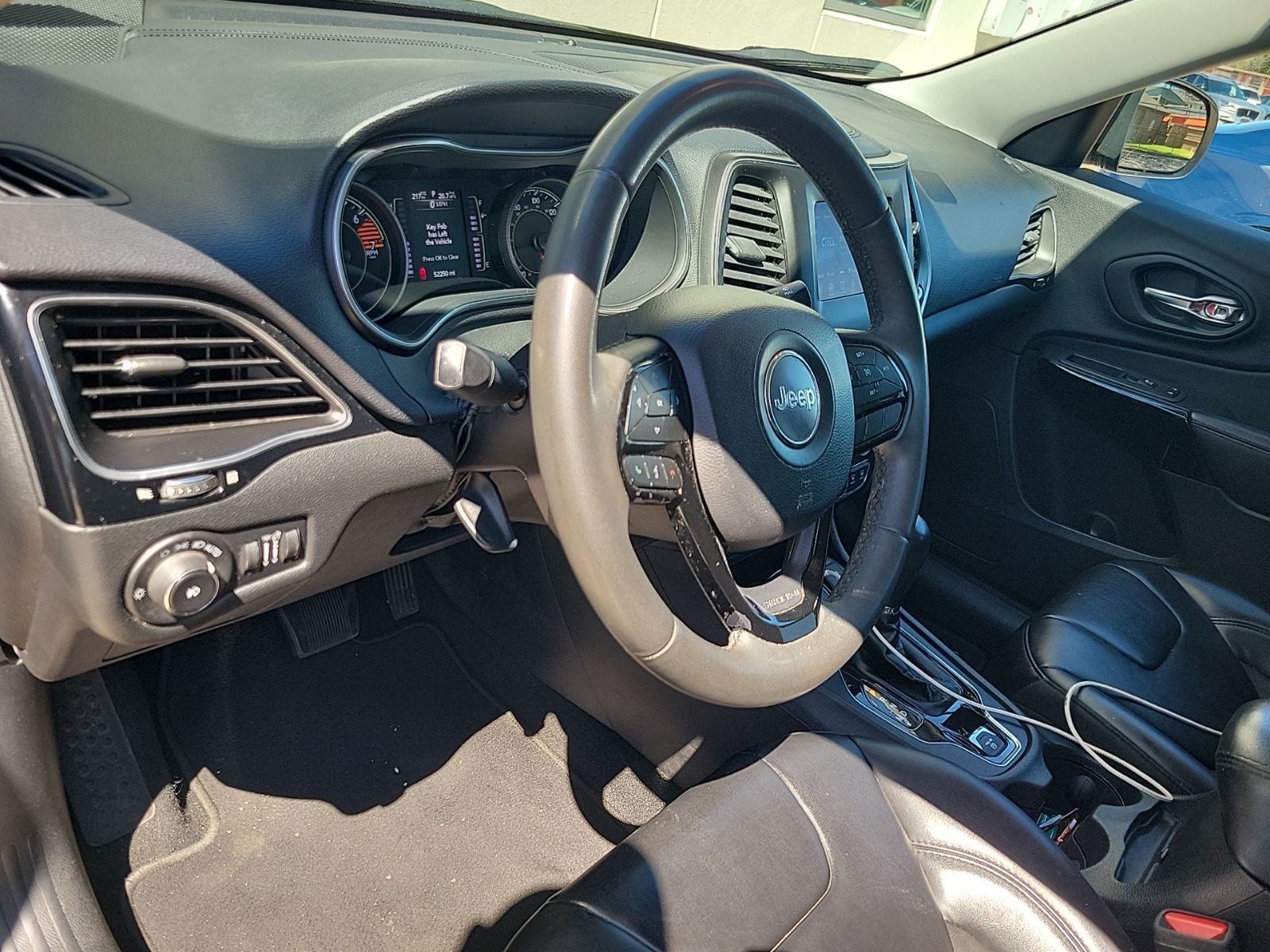 2020 Jeep Cherokee Altitude