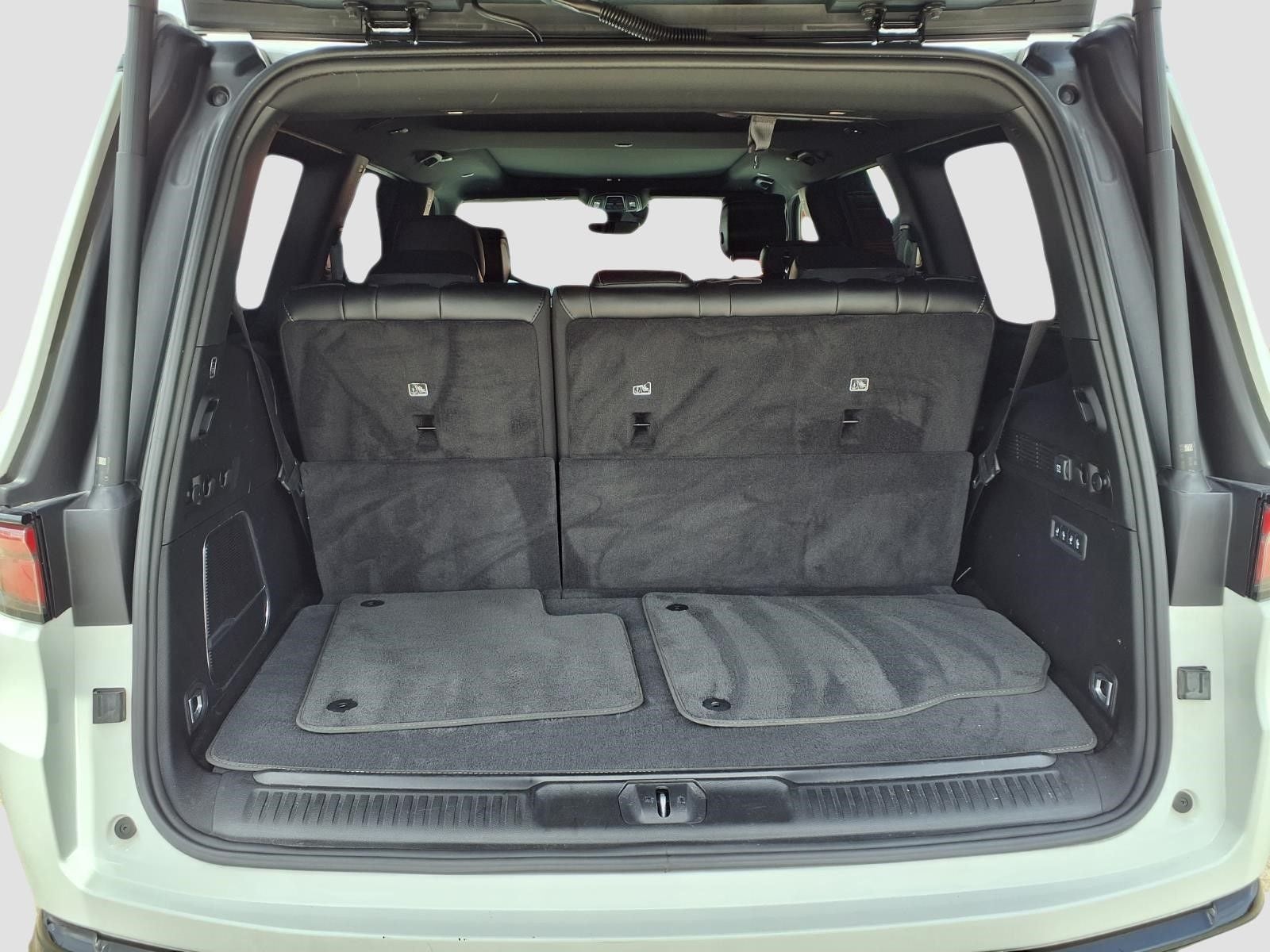 2023 Jeep Wagoneer Series II