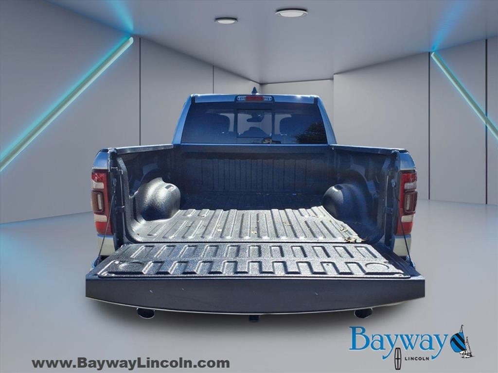 2022 RAM 1500 Laramie HEMI 5.7L V8