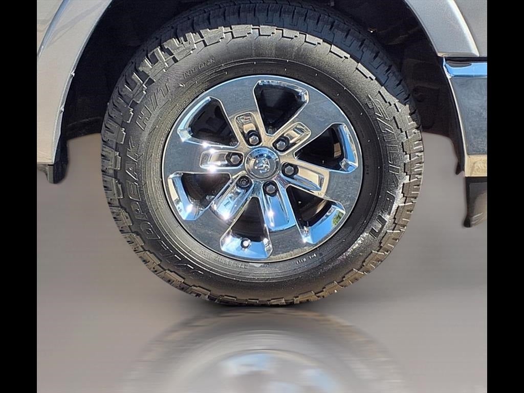 2022 RAM 1500 Laramie HEMI 5.7L V8