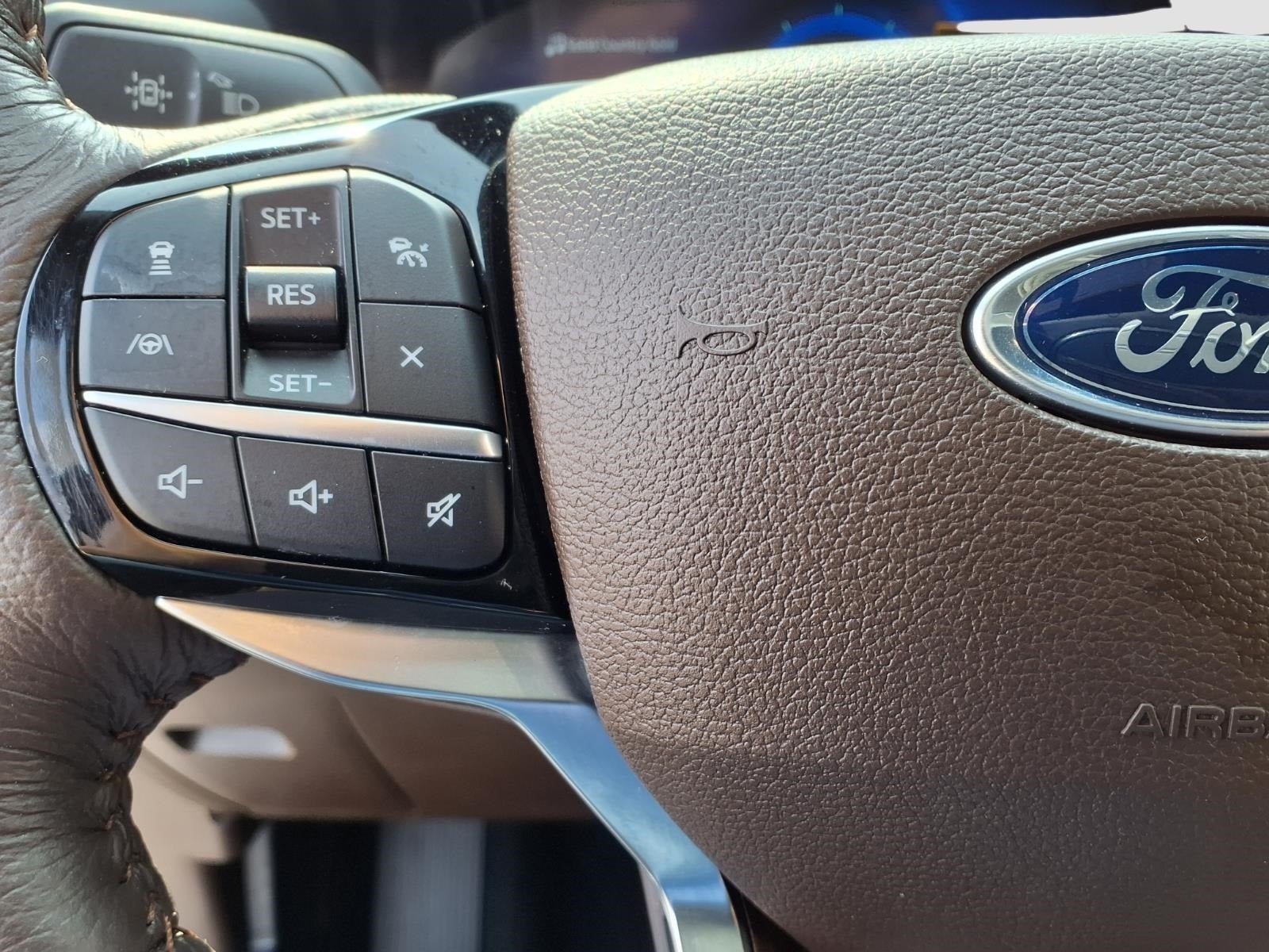 2022 Ford Explorer King Ranch