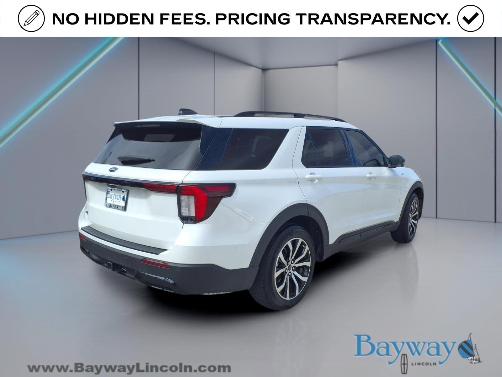 2025 Ford Explorer ST-Line