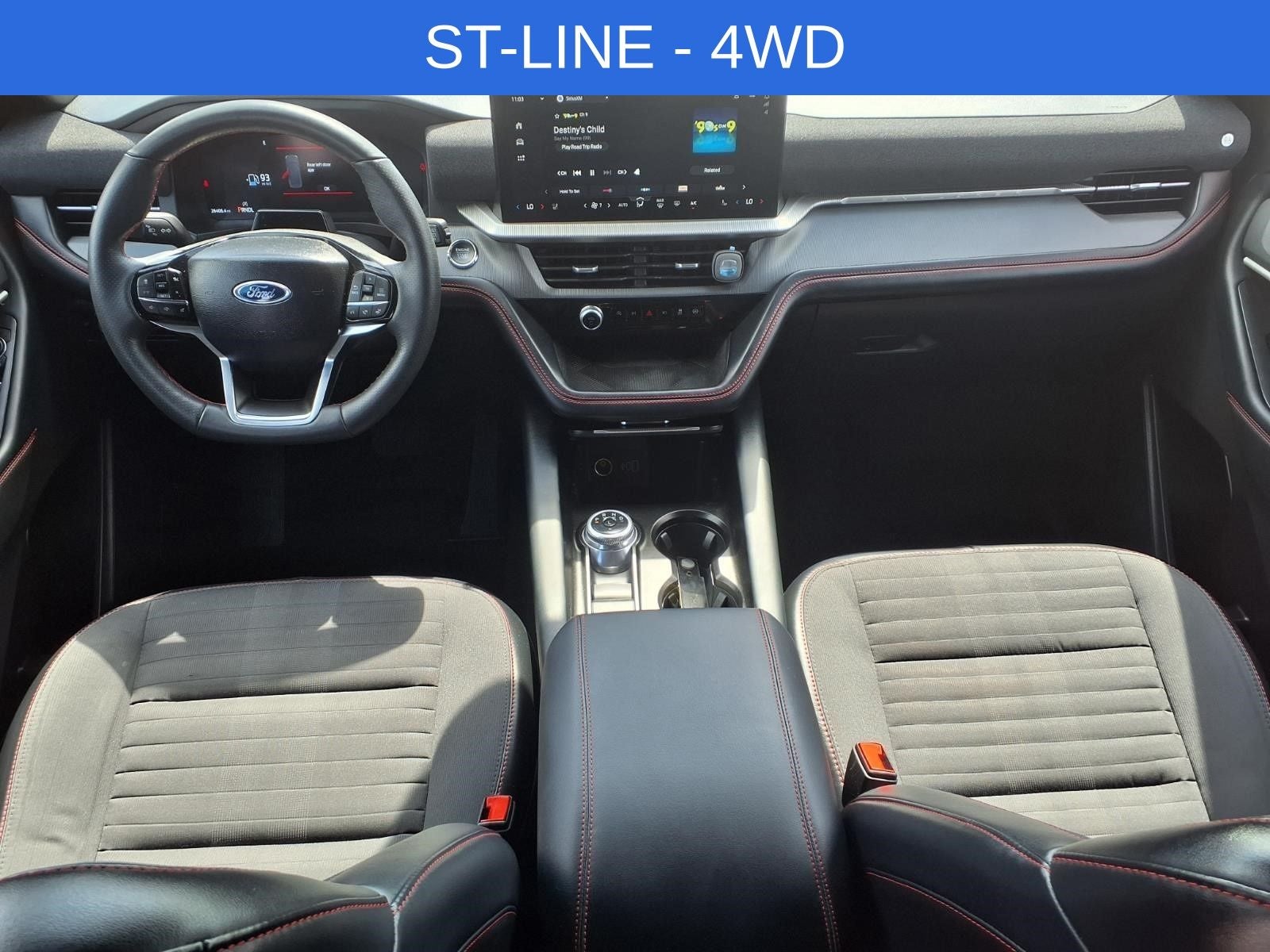 2025 Ford Explorer ST-Line