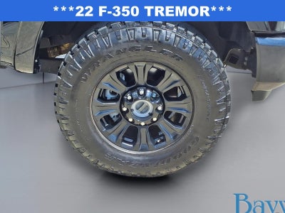 2022 Ford F-350SD Lariat