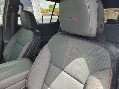 2025 GMC Acadia AT4