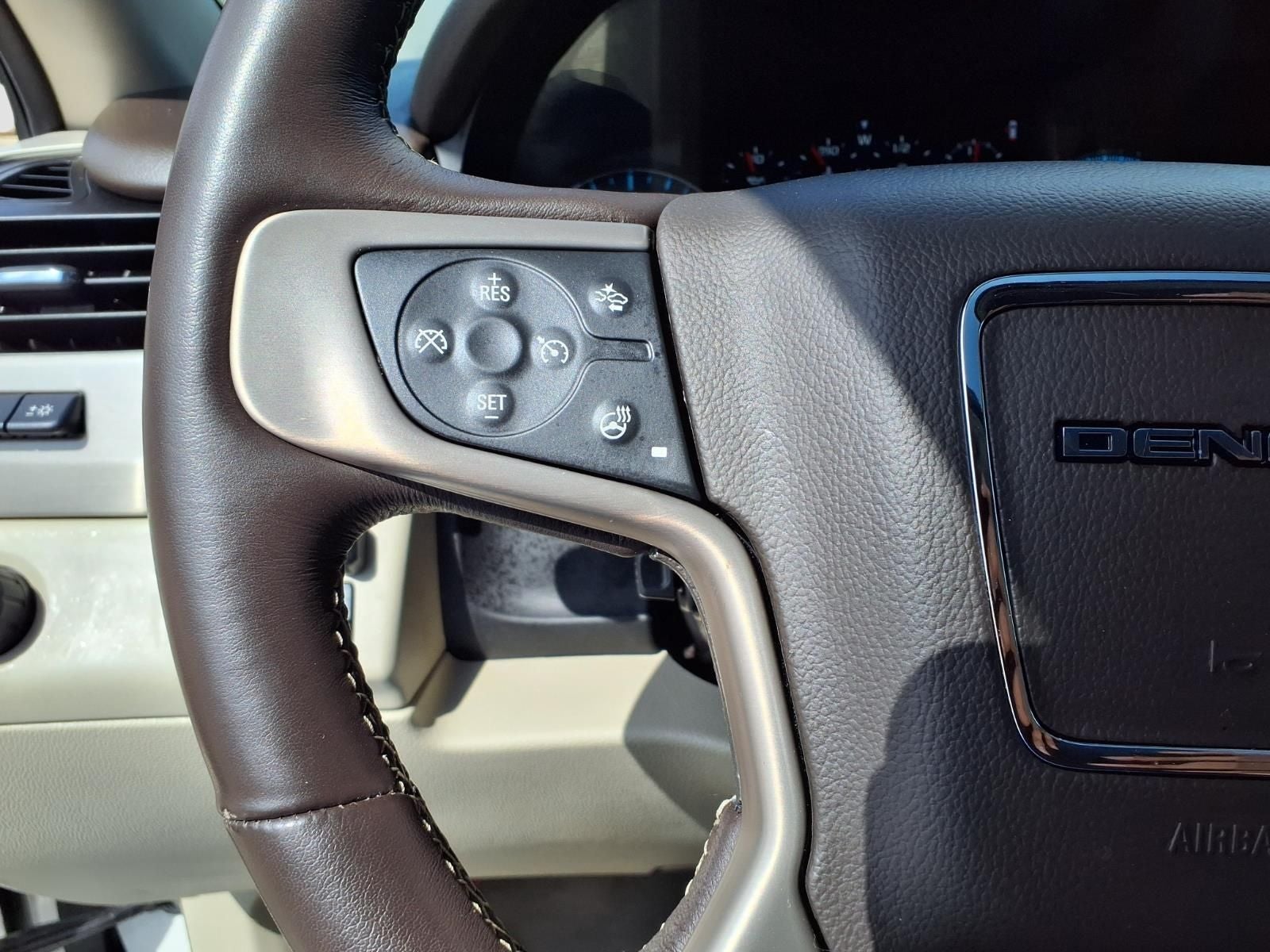 2020 GMC Yukon Denali