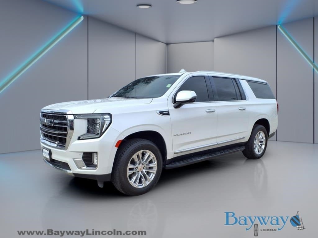 2022 GMC Yukon XL SLT