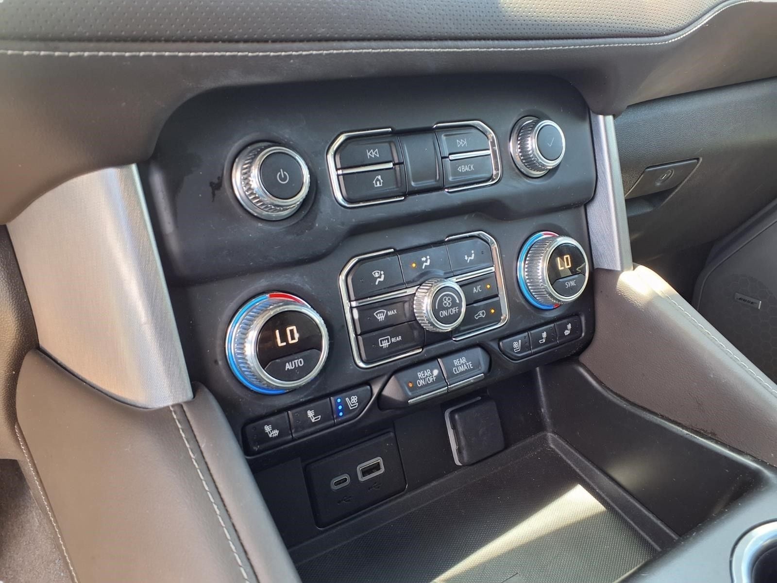 2023 GMC Yukon XL SLT
