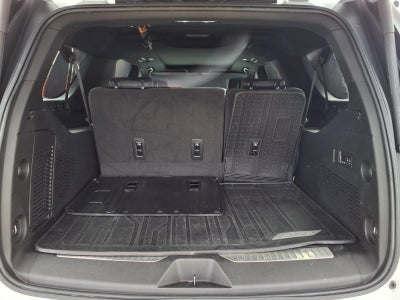 2022 Chevrolet Suburban High Country