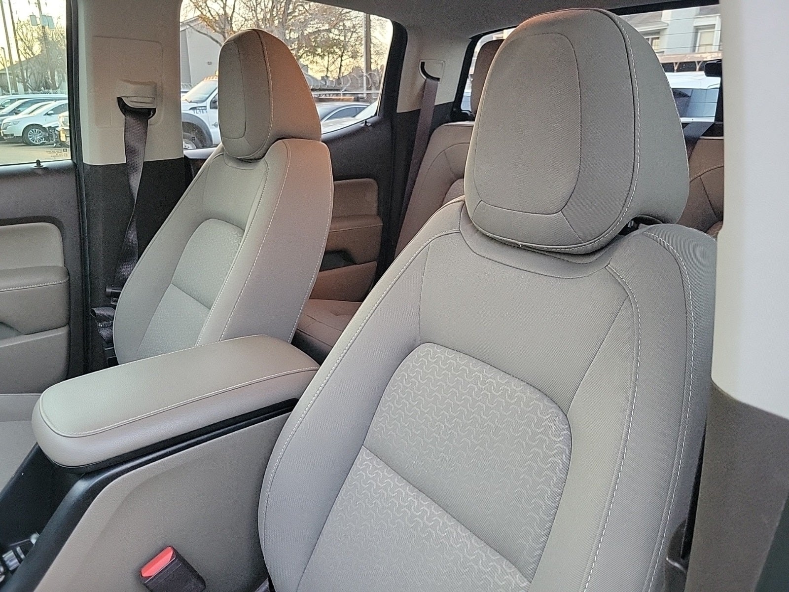 2017 GMC Canyon SLE1