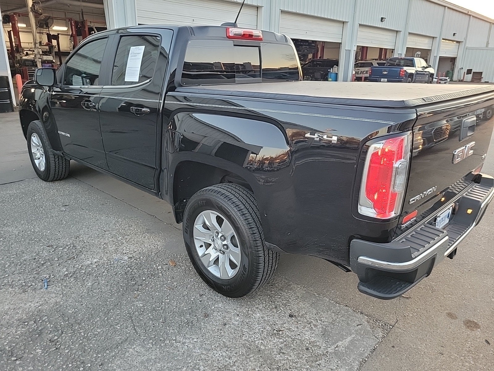 2017 GMC Canyon SLE1