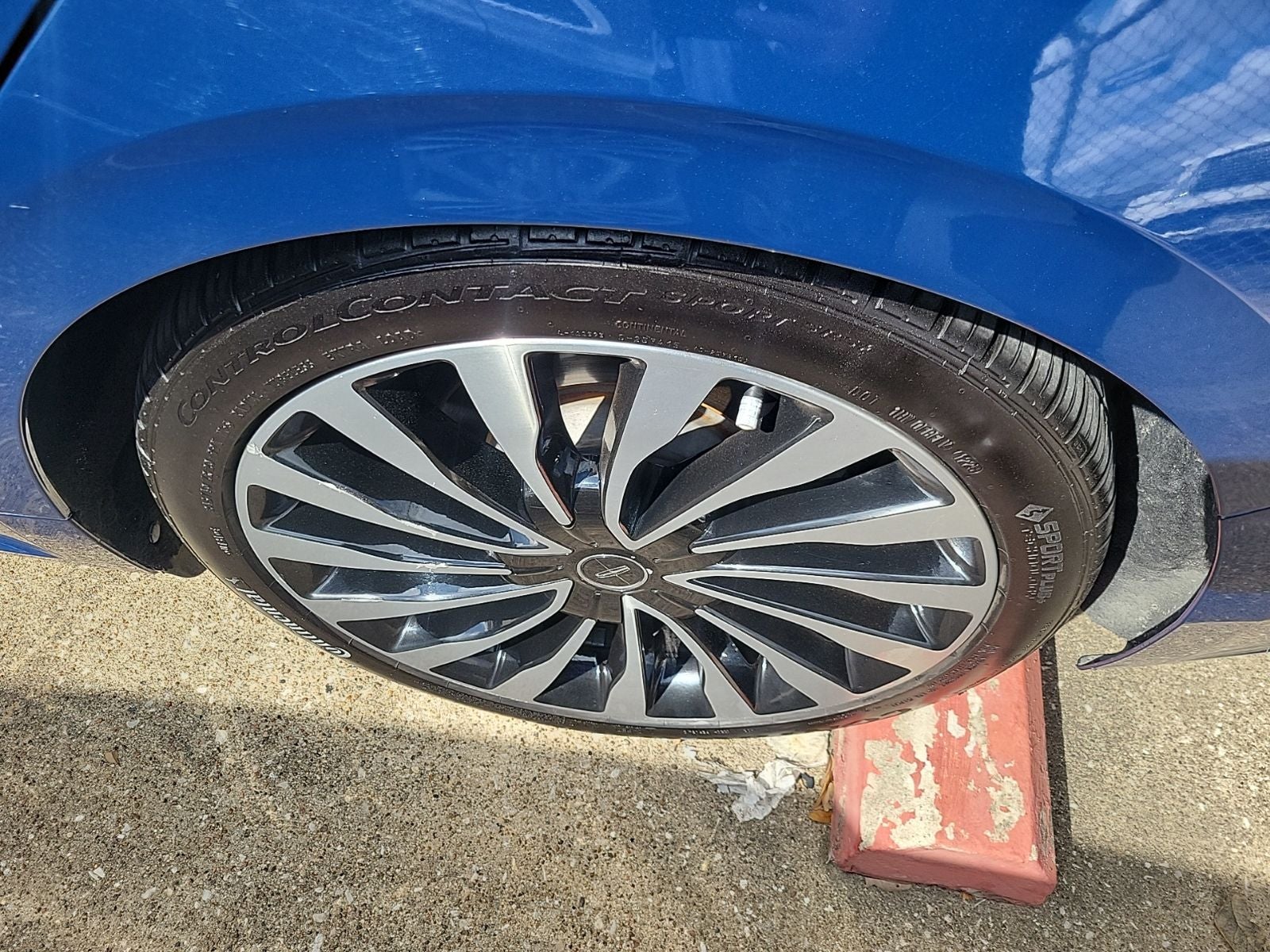 2018 Lincoln Continental Black Label