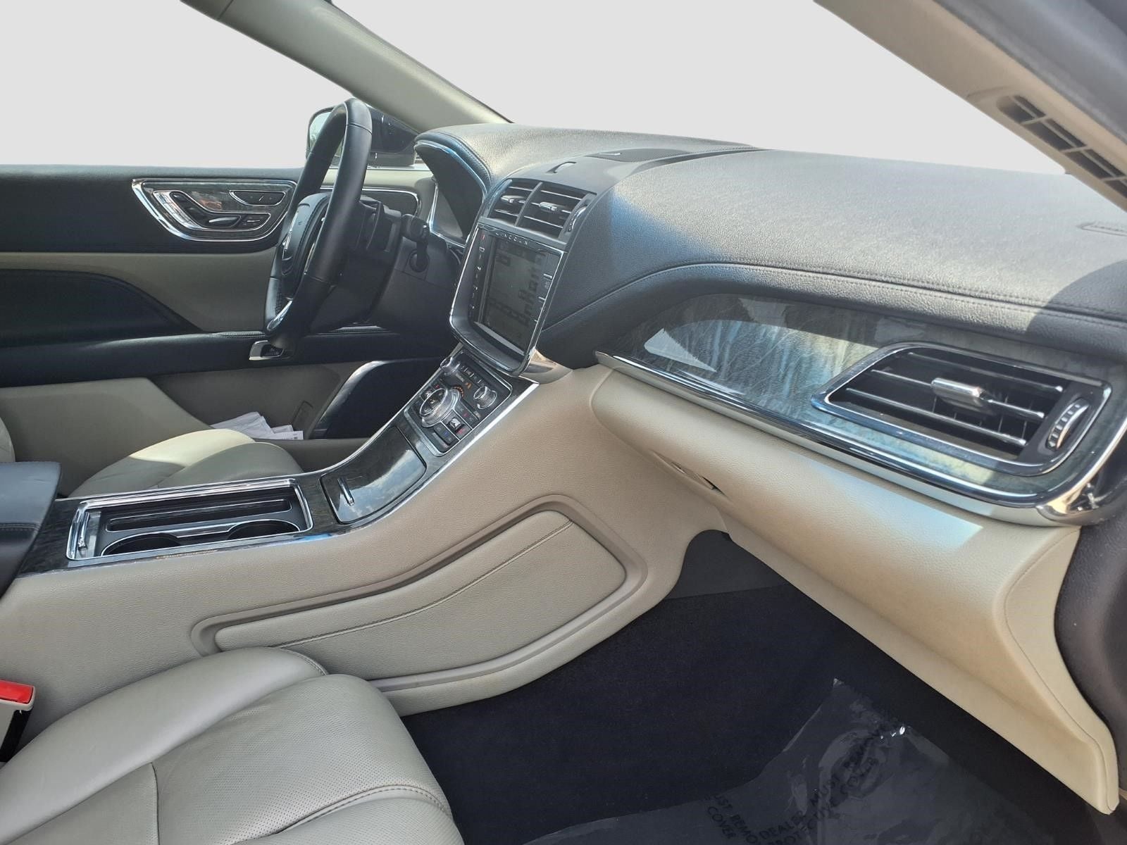 2017 Lincoln Continental Reserve