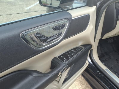 2017 Lincoln Continental Reserve