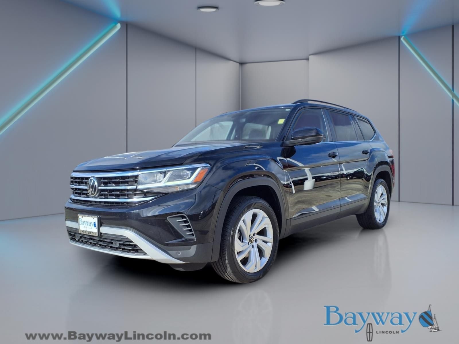 2023 Volkswagen Atlas 3.6L V6 SE w/Technology