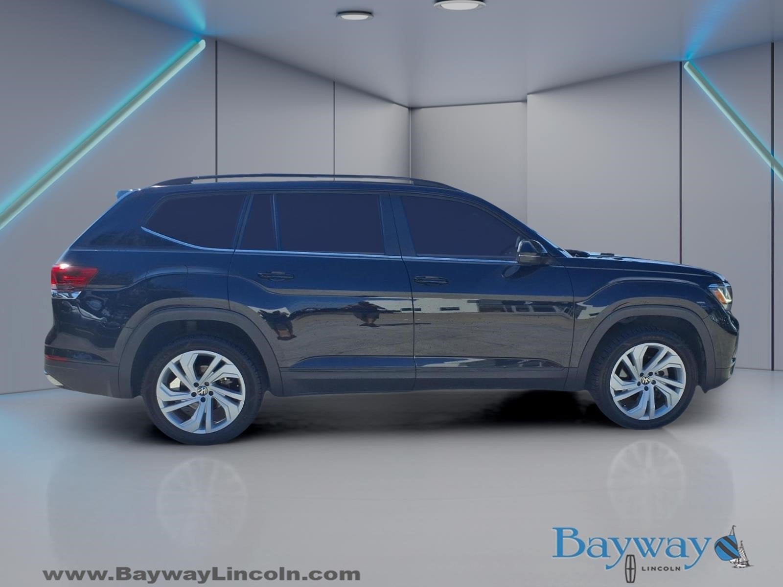 2022 Volkswagen Atlas 3.6L V6 SE w/Technology