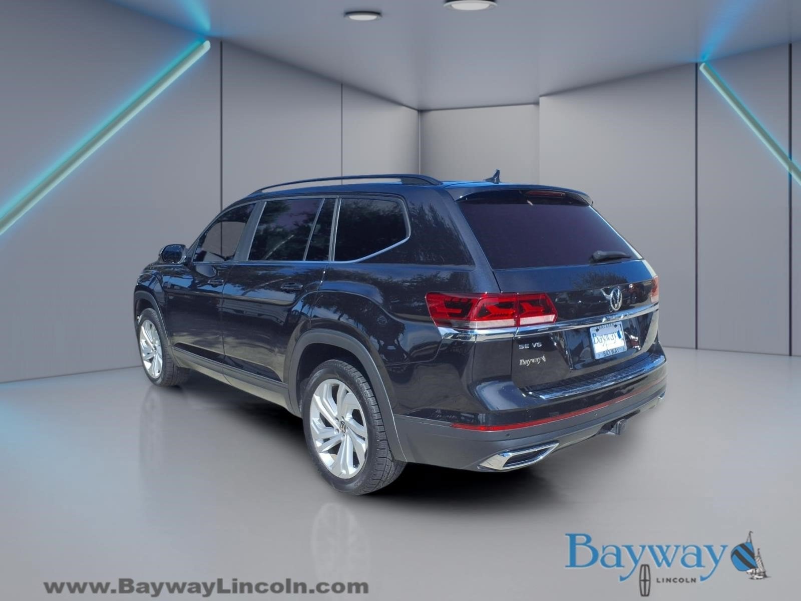 2022 Volkswagen Atlas 3.6L V6 SE w/Technology