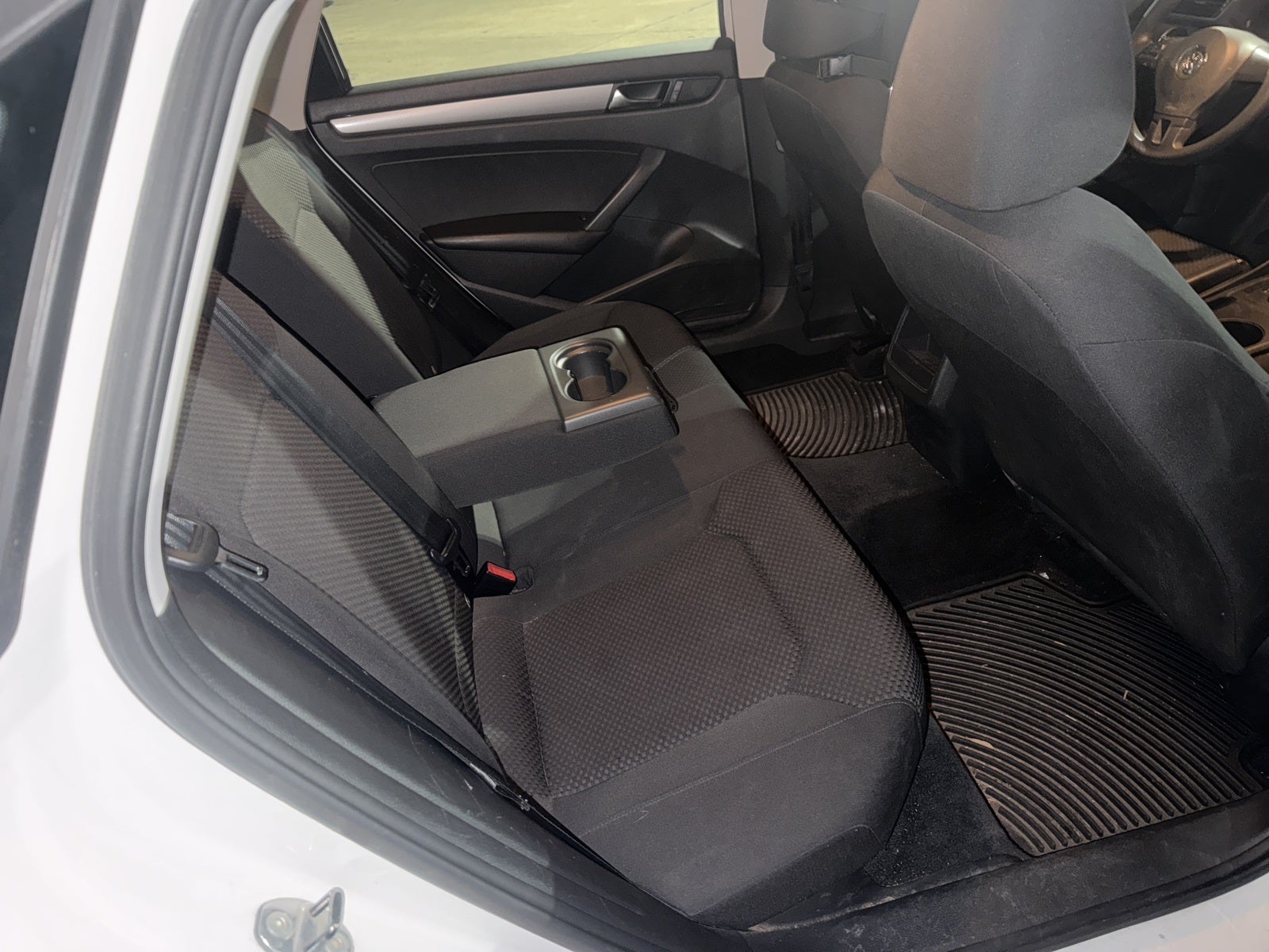 2014 Volkswagen Passat 1.8T S